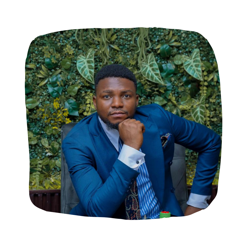 KASENDWE LUSUNA HERITIER - Directeur des ope2rations